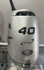 2004 Honda BF40 40HP 4-Stroke Tiller Outboard Motor for Sale – Reliable Honda Power - Image 3
