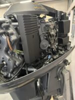 2007 Yamaha 130HP 2-Stroke XL Outboard Motor for Sale – 250 Hours, Controls & Gauges Included - Image 3
